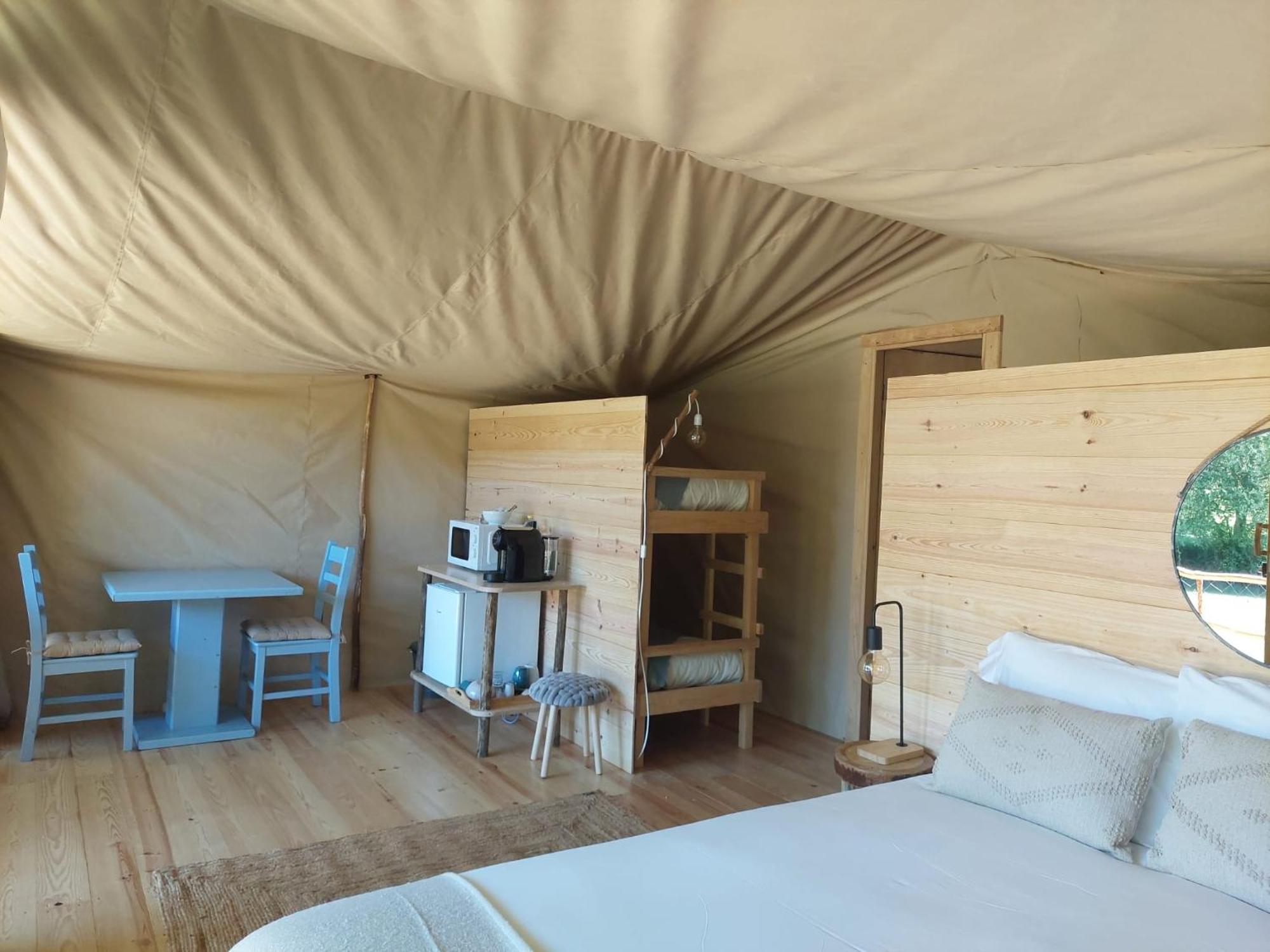 Glamping Parque Dos Monges *